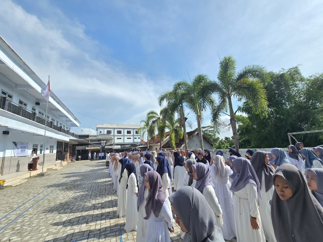 Upacara Hari Santri Nasional 2025